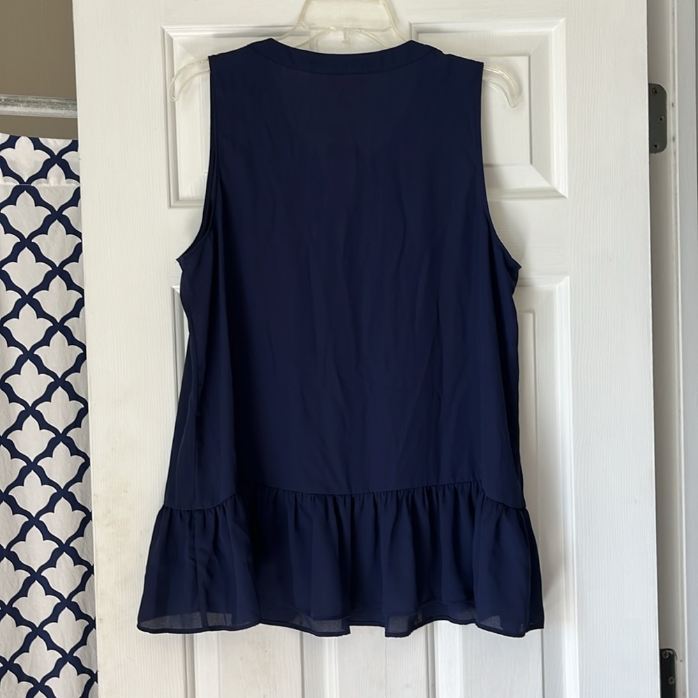 Lilly Gramercy Top in True Navy/ sleeveless, flowy top - Picture 10 of 11